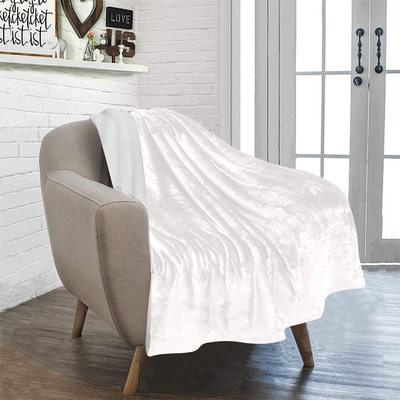 Swift Noir Ultra-Soft Micro Fleece Blanket 40