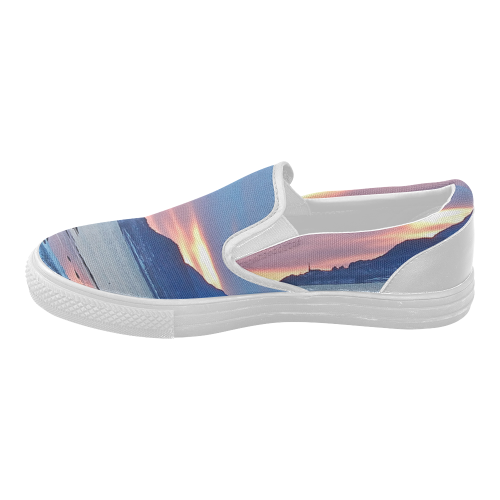 Sunrise in Tourelle Women's Slip-on Canvas Shoes (Model 019)