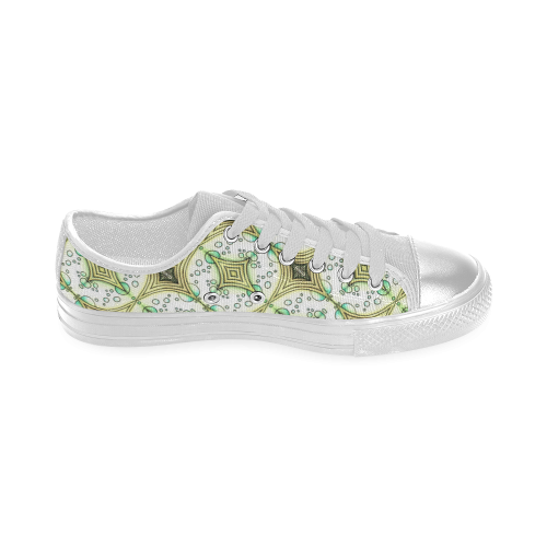 Mandy Green - bubbles light Women's Classic Canvas Shoes (Model 018)