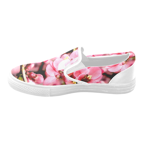 Pink Floral Women's Unusual Slip-on Canvas Shoes (Model 019)