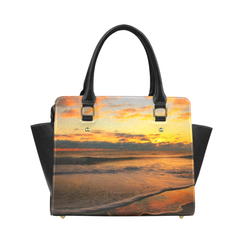 Stunning sunset on the beach Classic Shoulder Handbag (Model 1653)