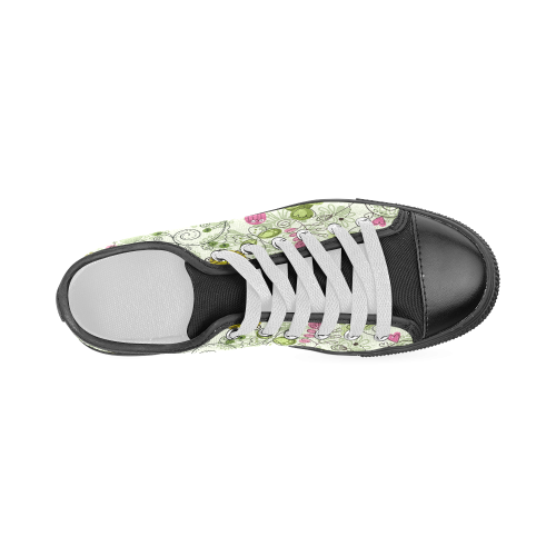 doodle flowers Women's Classic Canvas Shoes (Model 018)