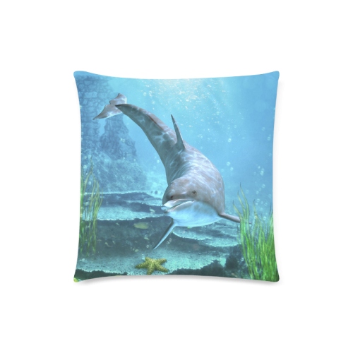 A proud dolphin swims in the ocean Custom Zippered Pillow Case 18"x18"(Twin Sides)