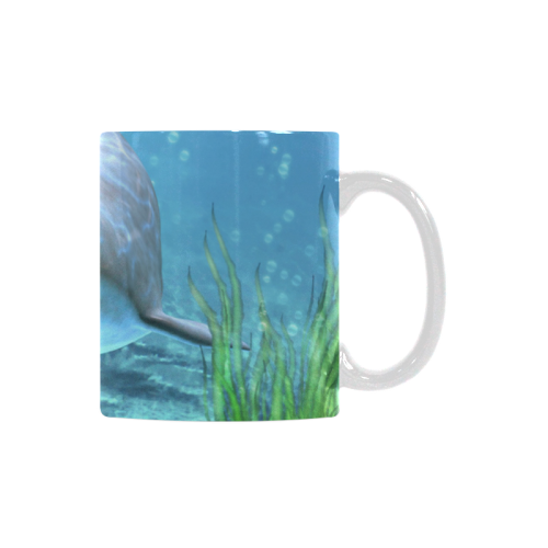 A proud dolphin swims in the ocean White Mug(11OZ)