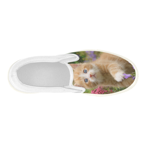 Cute Ginger Kitten Funny Baby Pet Animal in a Garden Photo for Cat Lovers Women's Slip-on Canvas Shoes (Model 019)