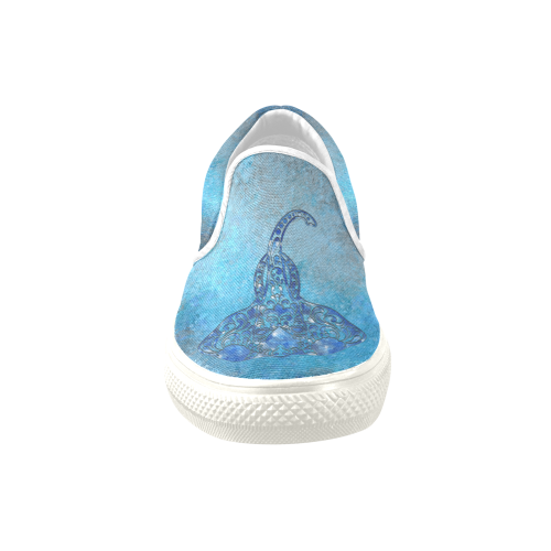 A blue watercolor elephant portrait in denim look Men's Unusual Slip-on Canvas Shoes (Model 019)