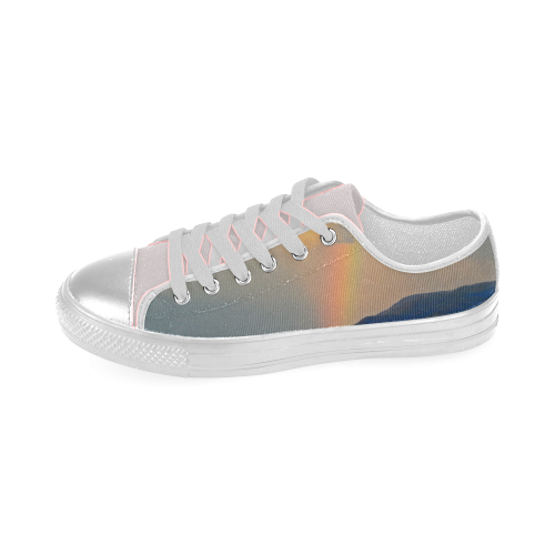 Rainbow Walk Women's Classic Canvas Shoes (Model 018)