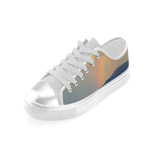 Rainbow Walk Women's Classic Canvas Shoes (Model 018)