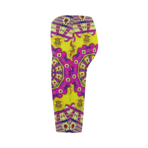 Celebrating summer in soul and mind mandala style Hestia Cropped Leggings (Model L03)