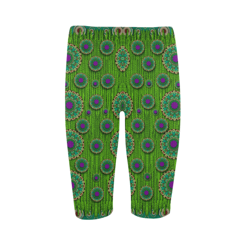 landscape and scenery in the peacock forest Hestia Cropped Leggings (Model L03)