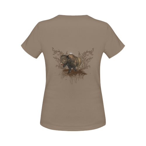 The bison Women's Classic T-Shirt (Model T17）