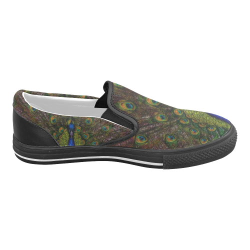 Awesome Peacock Men's Slip-on Canvas Shoes (Model 019)