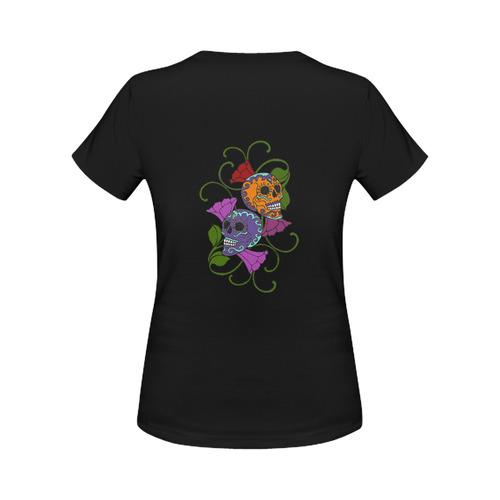 Día De Los Muertos Two Skulls Flowers Women's Classic T-Shirt (Model T17）