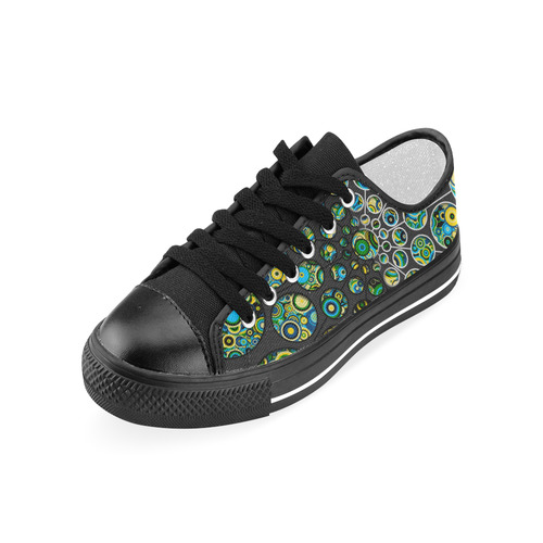 Flower Power CIRCLE Dots in Dots cyan yellow black Men's Classic Canvas Shoes (Model 018)