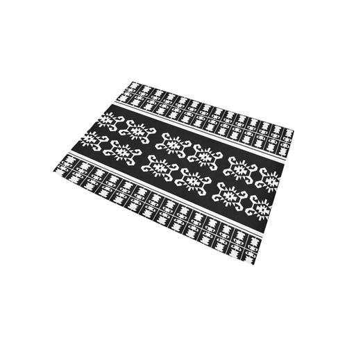 Black and white Balkan kilim „Turtle“ inspired pattern Area Rug 5'3''x4'