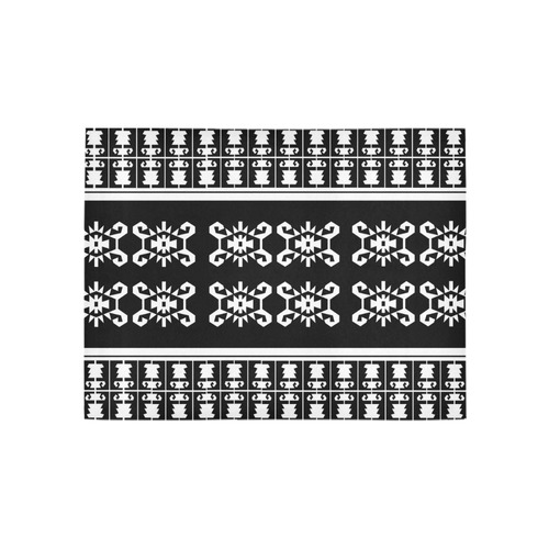 Black and white Balkan kilim „Turtle“ inspired pattern Area Rug 5'3''x4'