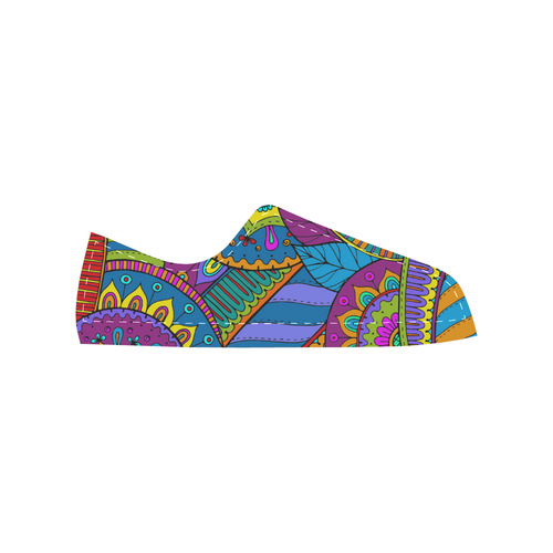 Pop Art PAISLEY Ornaments Pattern multicolored Men's Classic Canvas Shoes (Model 018)