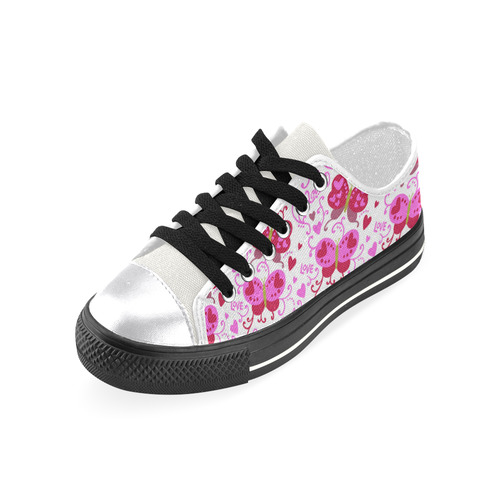 Cute Pink Hearts Butterfly Love Pattern Women's Classic Canvas Shoes (Model 018)