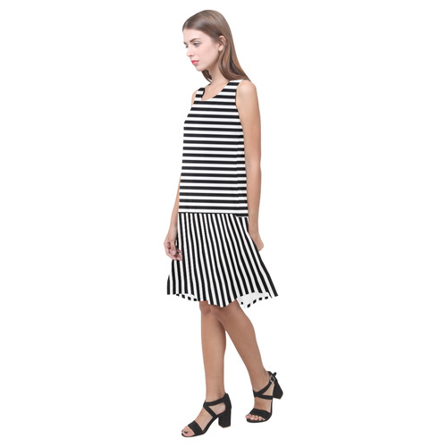 Black and White Stripes Sleeveless Splicing Shift Dress(Model D17)