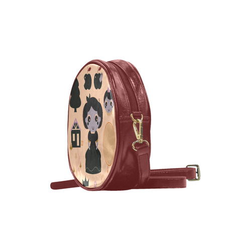 Looking for "Halloween princess and prince?!" Yes, we have it as designers bag. Original v Round Sling Bag (Model 1647)