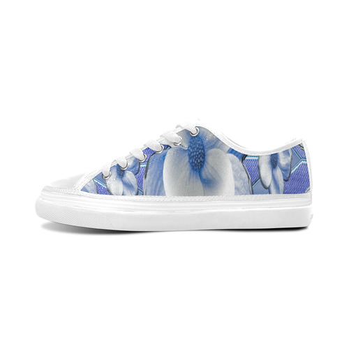 Blue Dogwood Flowers Women's Canvas Zipper Shoes/Large Size (Model 001)