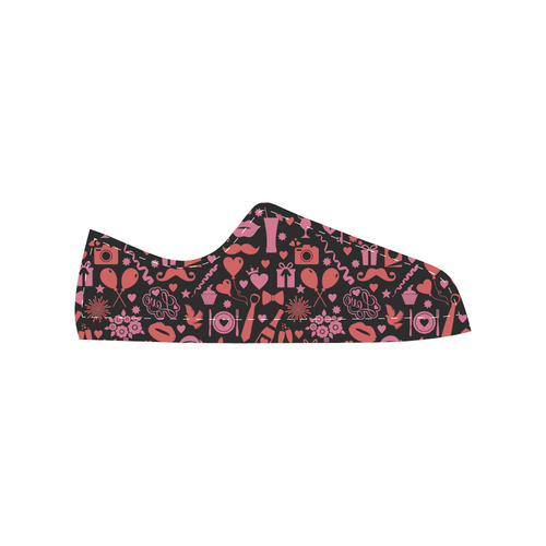 Pink Love Women's Classic Canvas Shoes (Model 018)