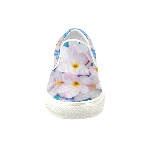 Plumeria Bouquet Exotic Summer Pattern Women's Unusual Slip-on Canvas Shoes (Model 019)