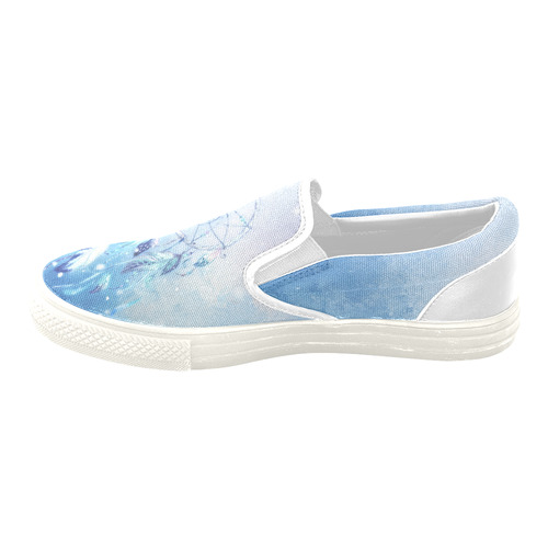 A wounderful dream catcher in blue Men's Unusual Slip-on Canvas Shoes (Model 019)