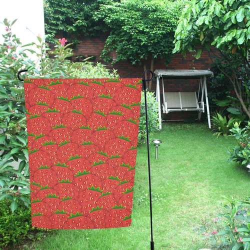 Strawberry Patch Garden Flag 12‘’x18‘’（Without Flagpole）