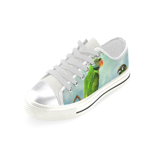 Funny cute parrots Women's Classic Canvas Shoes (Model 018)