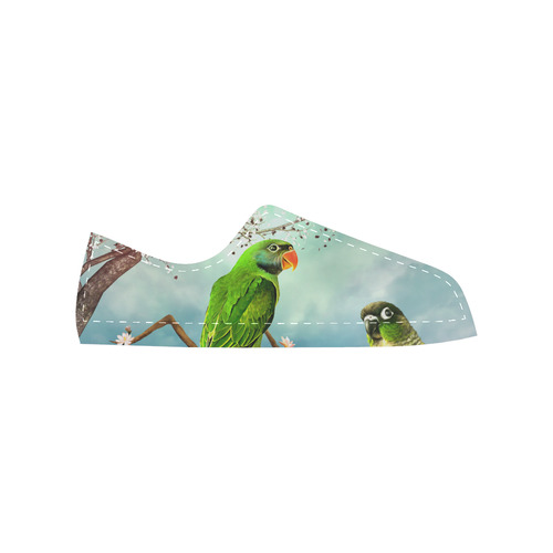 Funny cute parrots Men's Classic Canvas Shoes (Model 018)