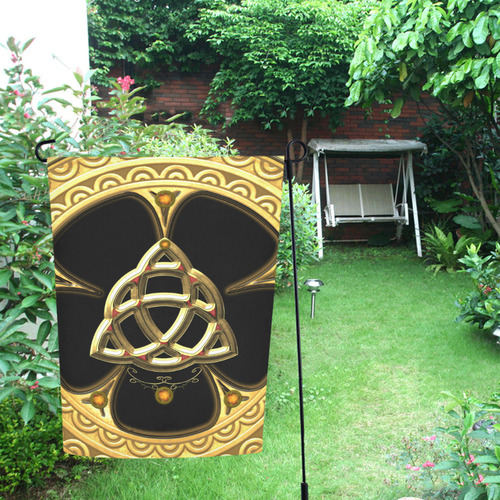 The celtic knote, golden design Garden Flag 12‘’x18‘’（Without Flagpole）