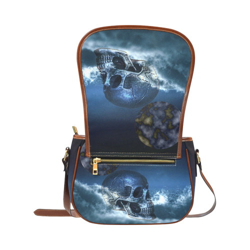 Skull and Moon Saddle Bag/Large (Model 1649)