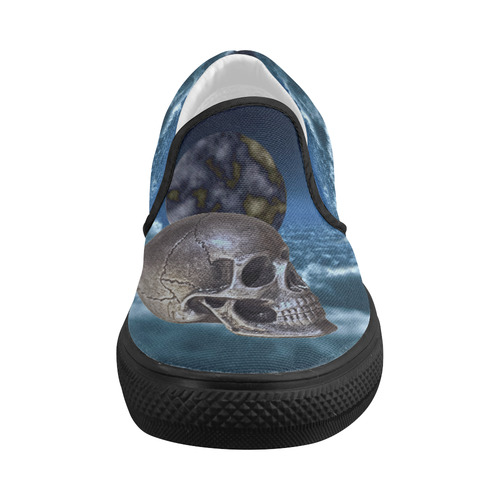 Skull and Moon Women's Slip-on Canvas Shoes (Model 019)