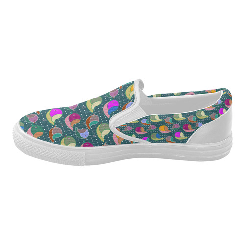 Simply Geometric Cute Birds Pattern Colored Women's Slip-on Canvas Shoes (Model 019)