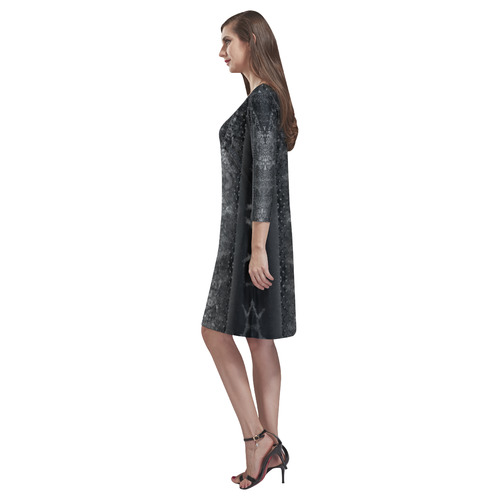 girafes 9 Rhea Loose Round Neck Dress(Model D22)