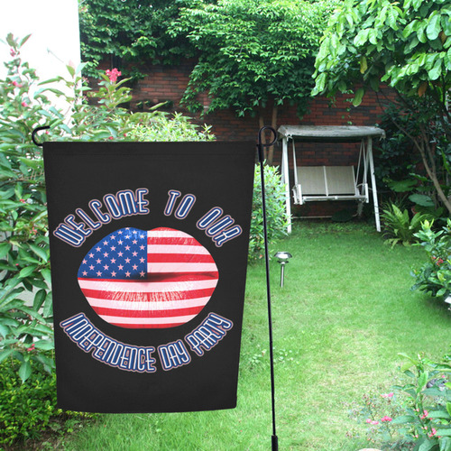 American smooch - Independence Day Party Garden Flag 12‘’x18‘’（Without Flagpole）