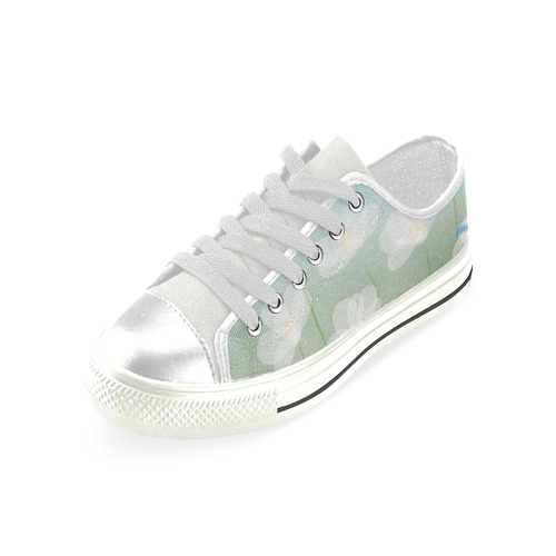 White Flowers. Inspired by the Magic Island of Gotland. Women's Classic Canvas Shoes (Model 018)