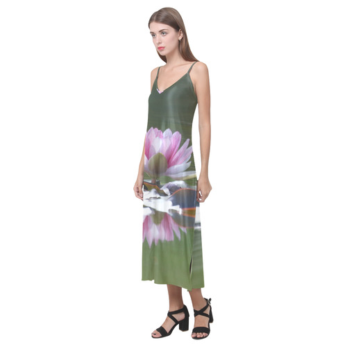 WaterLily20150502_by_FeelGood V-Neck Open Fork Long Dress(Model D18)