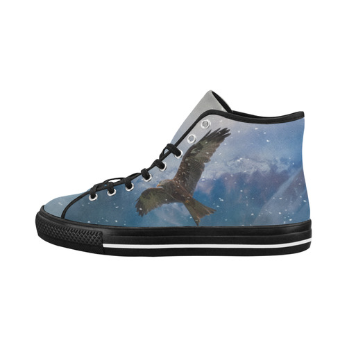 A american bald eagle flies in the snowy mountains Vancouver H Men's Canvas Shoes (1013-1)