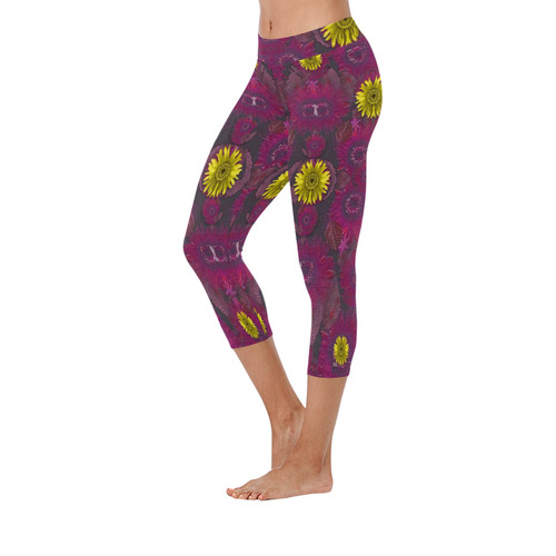 Golden flowers in fantasy wood Women's Low Rise Capri Leggings (Invisible Stitch) (Model L08)