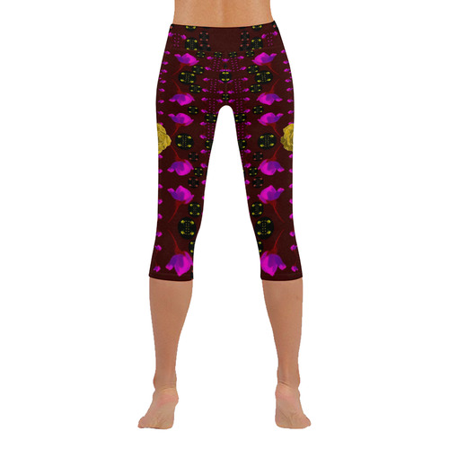 Roses in the air for happy feelings Women's Low Rise Capri Leggings (Invisible Stitch) (Model L08)