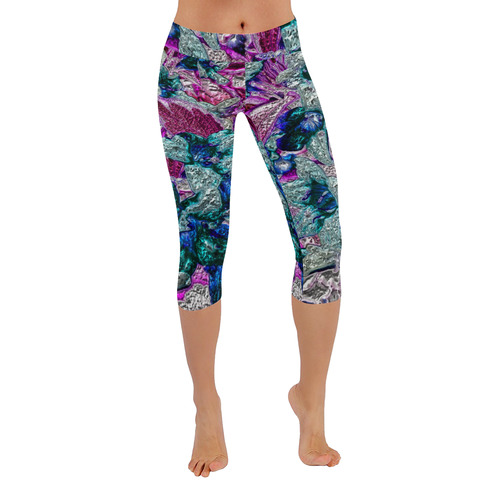 Floral, glossy Chrome 2C by FeelGood Women's Low Rise Capri Leggings (Invisible Stitch) (Model L08)