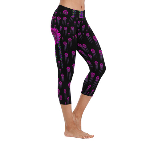 Jungle Flowers Women's Low Rise Capri Leggings (Invisible Stitch) (Model L08)