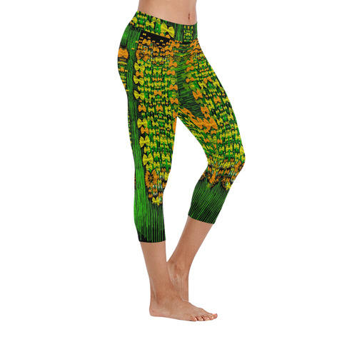 Magical forest of freedom and hope Women's Low Rise Capri Leggings (Invisible Stitch) (Model L08)