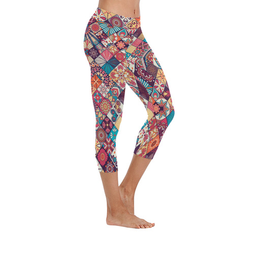 mandala Seamless pattern Women's Low Rise Capri Leggings (Invisible Stitch) (Model L08)