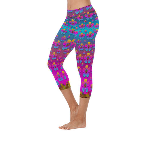 Freedom Peace Flowers Raining In Rainbows Women's Low Rise Capri Leggings (Invisible Stitch) (Model L08)