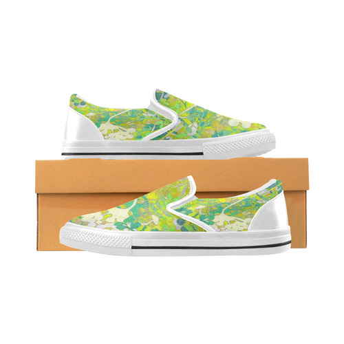 wacky retro floral abstract 1 Men's Slip-on Canvas Shoes (Model 019)