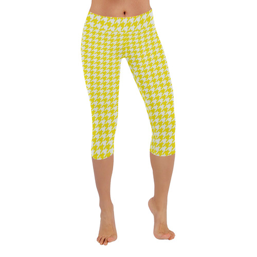 Friendly Houndstooth Pattern,yellow by FeelGood Women's Low Rise Capri Leggings (Invisible Stitch) (Model L08)