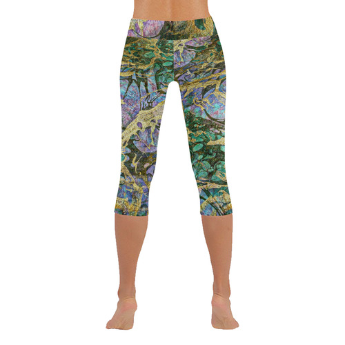 Abstract Green Watercolor Brush Painting with Gold Women's Low Rise Capri Leggings (Invisible Stitch) (Model L08)